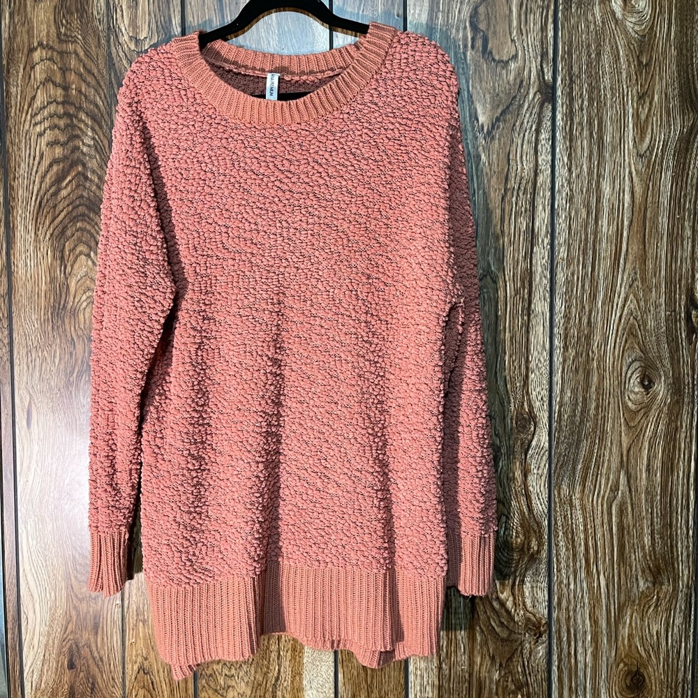 Zenana Premium Plus size popcorn sweater.